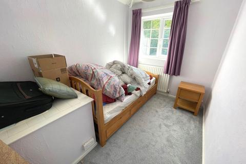 304 Towcester Road, Northampton, NN4 8LP