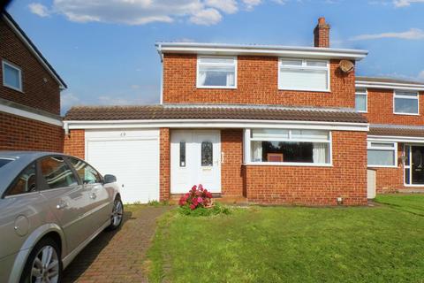 3 bedroom semi-detached house for sale - Solingen Estate, Blyth , Blyth, Northumberland, NE24 3ER