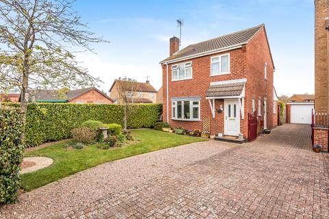 3 bedroom detached house for sale, Longcliffe Road, Grantham, Lincolnshire, NG31