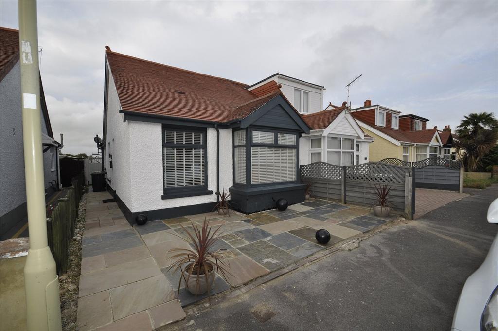 Southcroft Road, Gosport, Hampshire, PO12 2 bed bungalow for sale £
