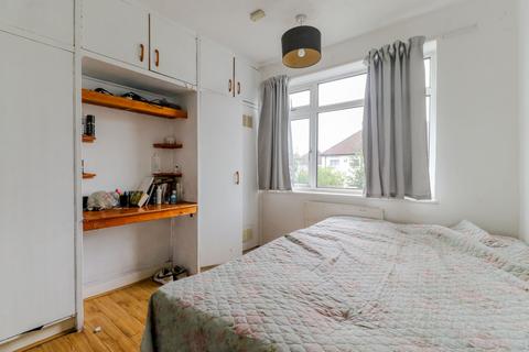 21 Albany Park Avenue, Enfield, EN3 5NT