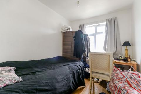 21 Albany Park Avenue, Enfield, EN3 5NT