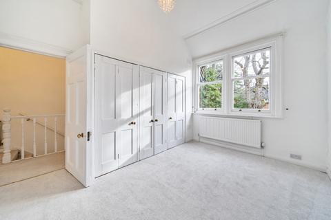 undefined, Egerton Road, Weybridge, KT13