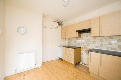10/2 Restalrig Circus, Edinburgh, EH7 6HL