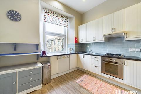 2 bedroom flat to rent - Leven Street, Bruntsfield, Edinburgh, EH3
