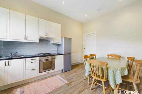 2 bedroom flat to rent - Leven Street, Bruntsfield, Edinburgh, EH3