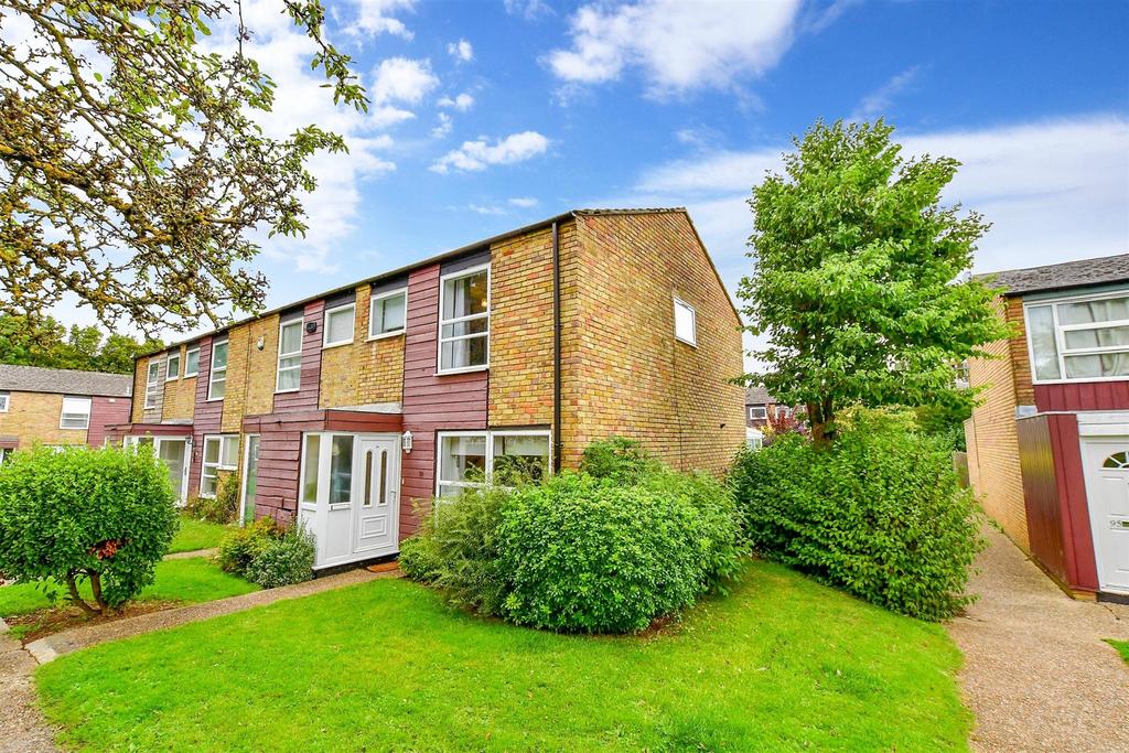 Millfield, New Ash Green, Longfield, Kent 3 bed end of terrace house