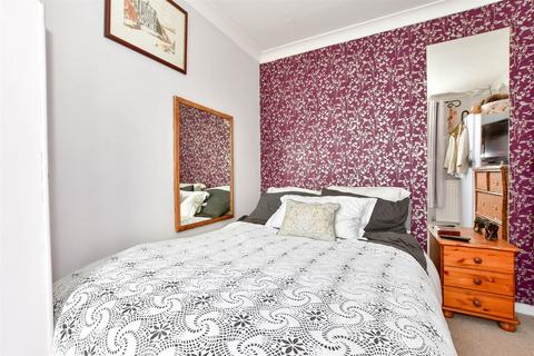 3 bedroom end of terrace house for sale - Millfield, New Ash Green, Longfield, Kent