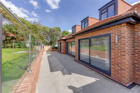 5 bedroom detached house for sale, Shelley Close, Edgware, London, HA8