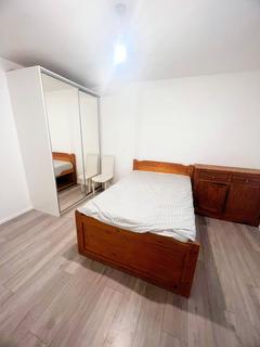 2 bedroom flat for sale, Neasden Lane, London NW10