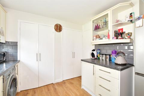 55 Greatpin Croft, Fittleworth, Pulborough, RH20 1HZ