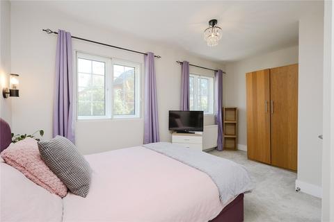 37 Park Road, Kingston Upon Thames, KT2 6BX