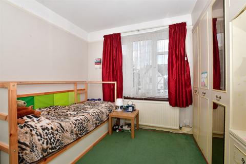 49 Senga Road, Wallington, SM6 7BG