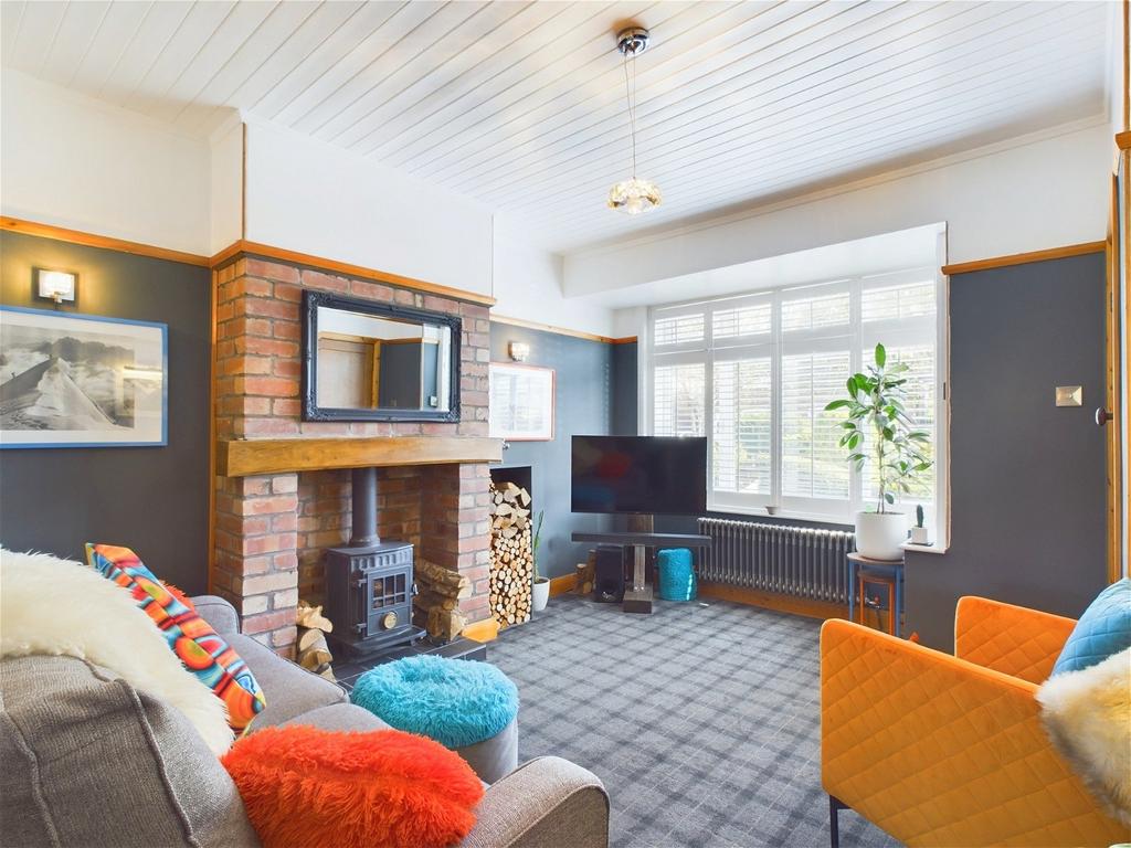 Calder Avenue, Ormskirk, Lancashire... 2 bed semidetached house £235,000