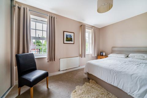 3a Green Street, Sunbury-on-thames, TW16 6RE