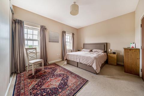 3a Green Street, Sunbury-on-thames, TW16 6RE