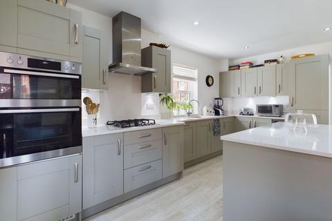5 Cartmel Close, Towcester, NN12 6UA