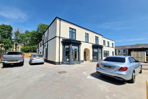 11 bedroom apartment for sale, Woolfield House, Wash Lane, Bury BL9 6BJ - 11 Flats and approval for another 4 x 1 Bed Apartments.