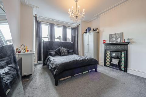 4 Cranley Road, Westcliff-on-sea, SS0 8AL