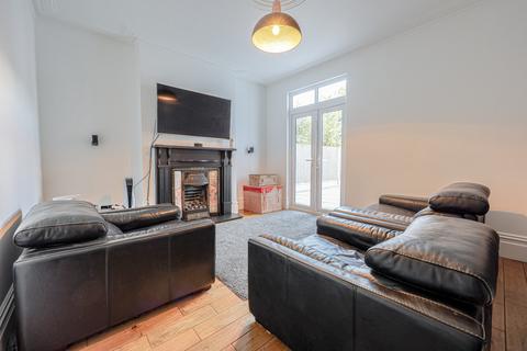 4 Cranley Road, Westcliff-on-sea, SS0 8AL