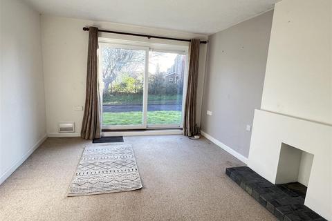 10 Carlyon Close, Exeter, EX1 3AZ