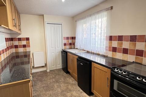 10 Carlyon Close, Exeter, EX1 3AZ