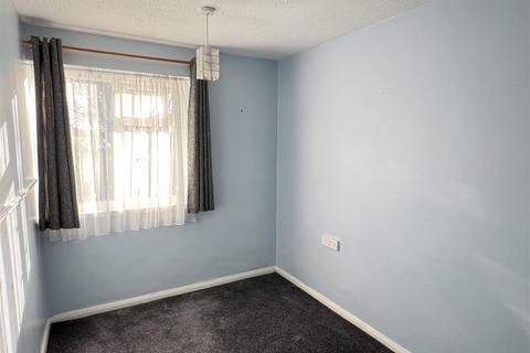 10 Carlyon Close, Exeter, EX1 3AZ