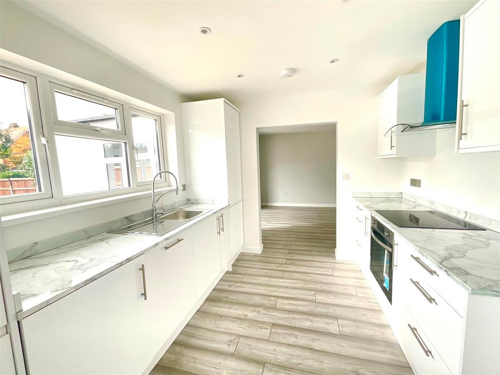 St. Nicholas Road, Littlestone, New Romney, Kent 3 bed chalet for sale £414,000