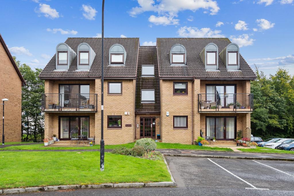 Burnside Court, Bearsden, East Dunbartonshire, G61 4QD 2 bed flat £