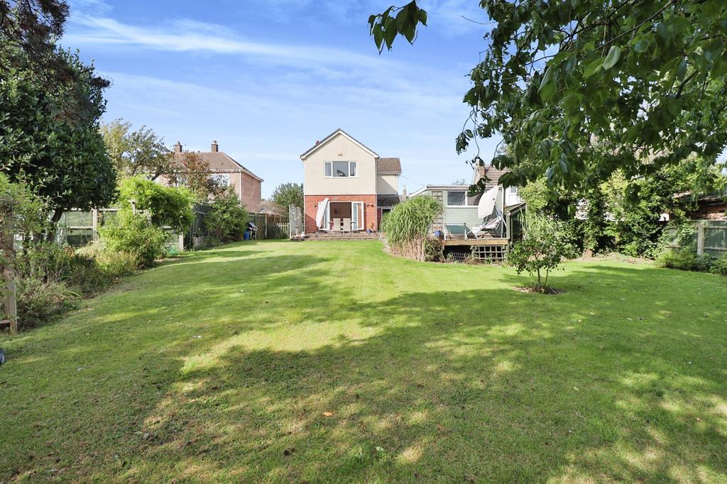 Church Street, Yaxley, PE7 4 bed detached house for sale £585,000