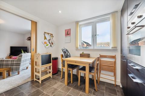 Flat 1/1, 67 Craigend Circus, Glasgow, G13 2TY