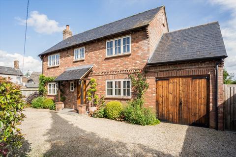 3 bedroom detached house for sale, Station Road, Chinnor, Oxfordshire, OX39