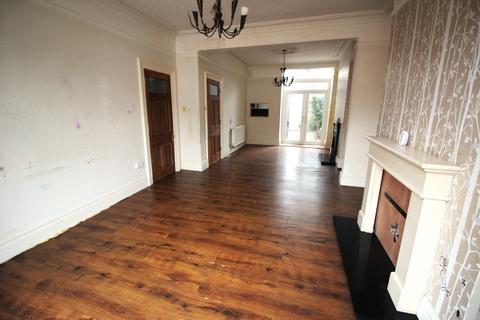 6 Bath Street, Oldham, OL9 7QX