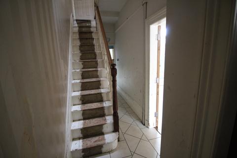 6 Bath Street, Oldham, OL9 7QX