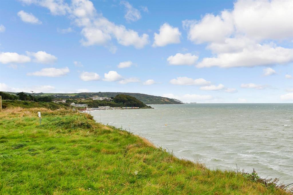 Monks Lane, Freshwater, Isle of Wight 2 bed park home for sale £124,000