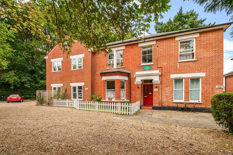 1 bedroom apartment for sale, Broomhall Road, Woking, Surrey, GU21