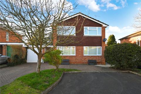 10 Stour Road, Oakley, Basingstoke, RG23 7AR