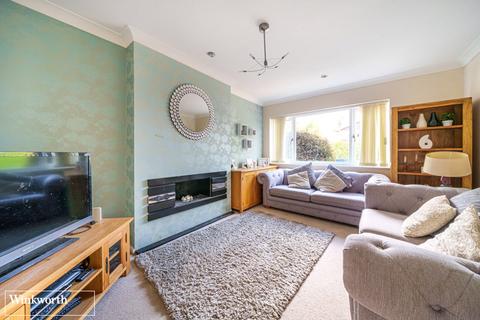 10 Stour Road, Oakley, Basingstoke, RG23 7AR