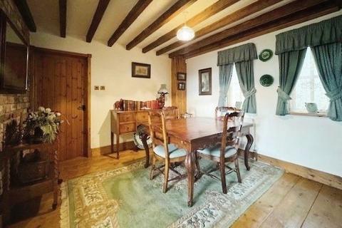 4 bedroom detached house for sale, Cwm Road, Rhuallt LL17 0TP