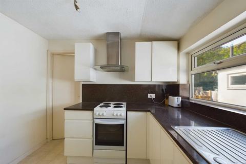 28b Glenview Gardens, Hemel Hempstead, HP1 1TF