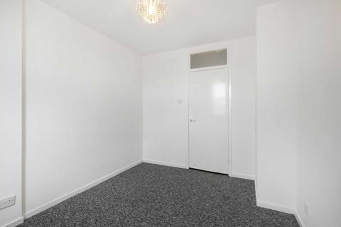 2 bedroom flat for sale, Homerton High Street, London