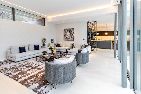 6 bedroom detached house for sale, Theobald Street, Radlett WD7