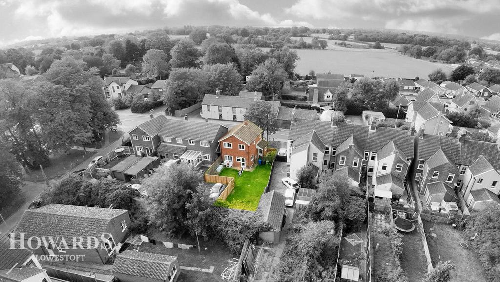 Oulton Street, Oulton Village 3 bed detached house for sale £220,000