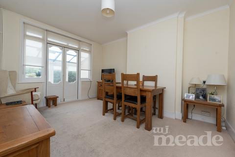3 bedroom terraced house for sale - Rowden Road, Chingford, E4