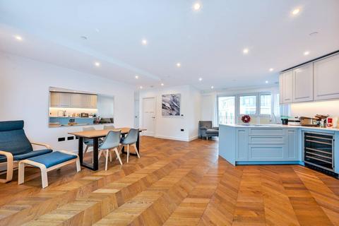 3 bedroom flat for sale, Royal Exchange, Kingston, Kingston Upon Thames, KT1