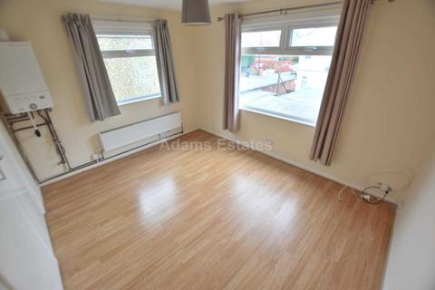 1 bedroom flat to rent, School Road, Reading