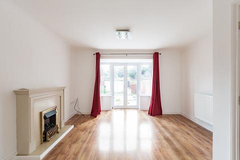 3 bedroom end of terrace house to rent, Diana Road, Chatham ME4