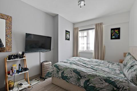 2 bedroom apartment for sale, Campden House, NW6