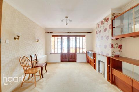 3 bedroom semi-detached house for sale, Moray Avenue, Hayes