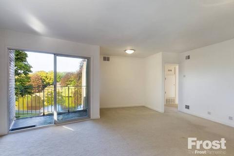 undefined, Riverside Road, Staines-upon-Thames, Surrey, TW18
